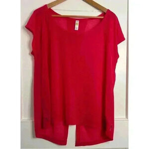 BNWOT Lolë Pink Split Back Athletic Top in Pink Size M